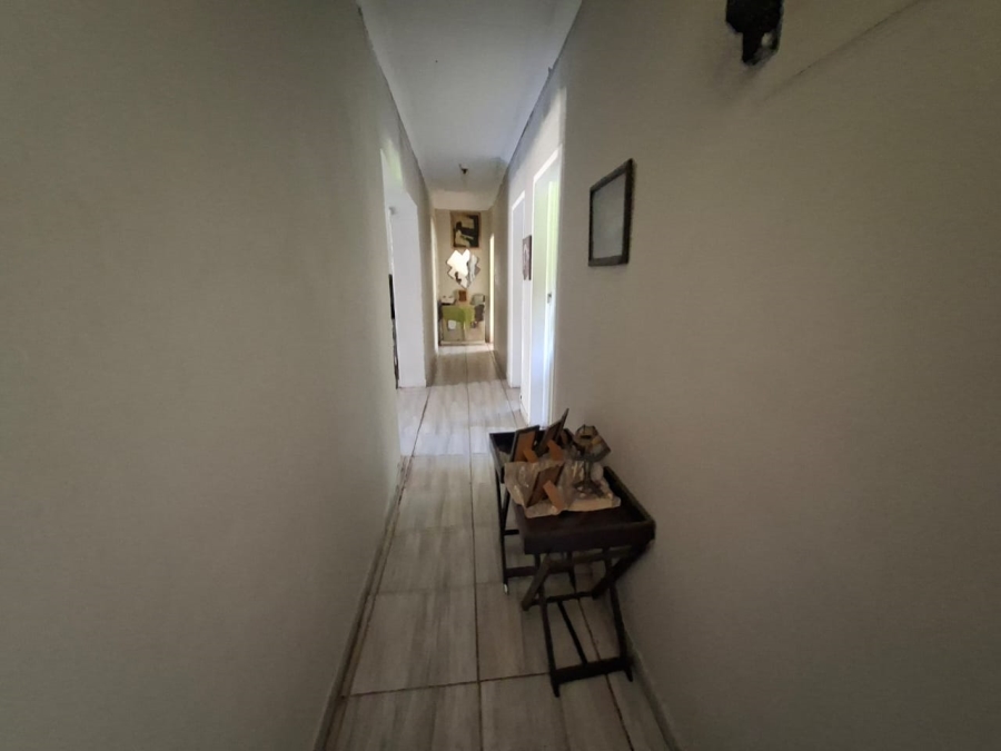 4 Bedroom Property for Sale in Selcourt Gauteng