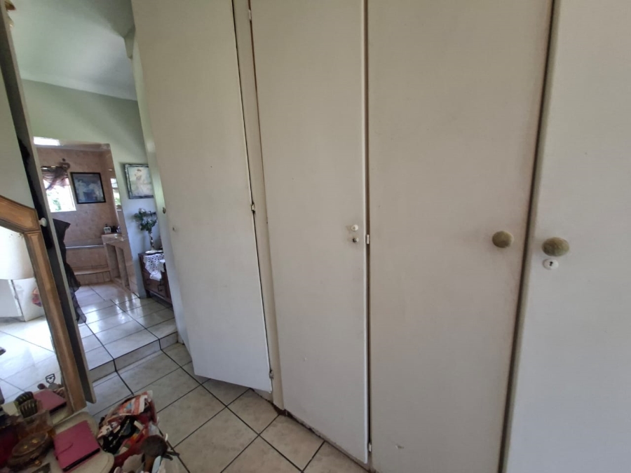 4 Bedroom Property for Sale in Selcourt Gauteng