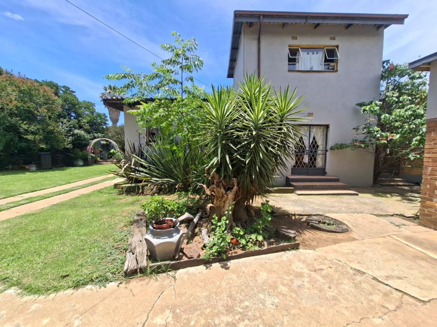 4 Bedroom Property for Sale in Selcourt Gauteng