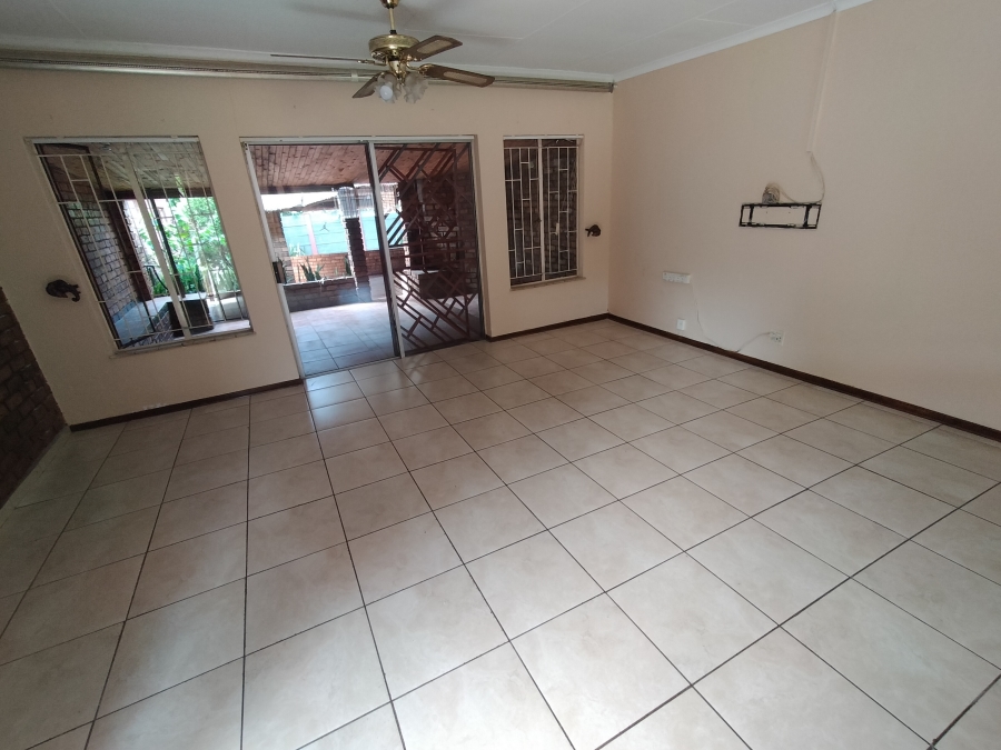 4 Bedroom Property for Sale in The Orchards Gauteng