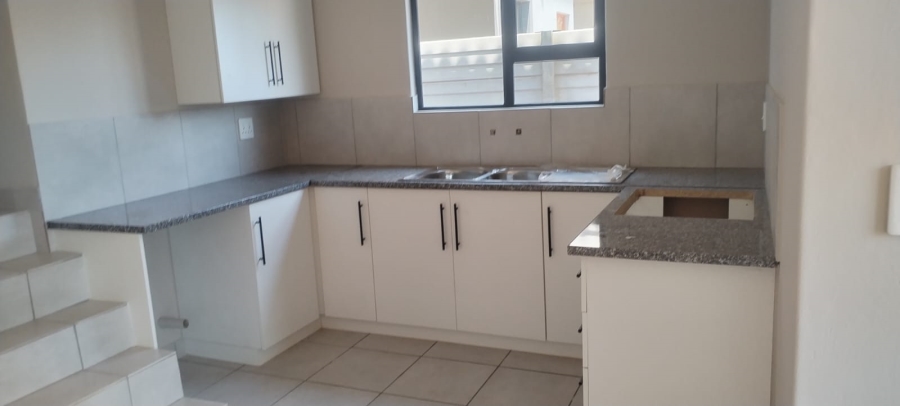 3 Bedroom Property for Sale in Eldorette Gauteng