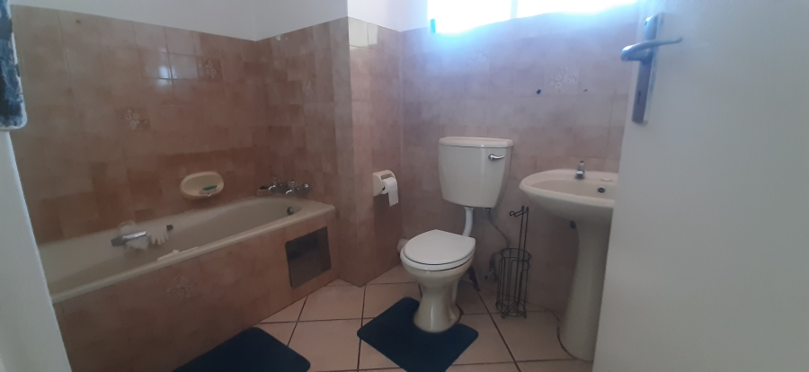2 Bedroom Property for Sale in Wonderboom South Gauteng