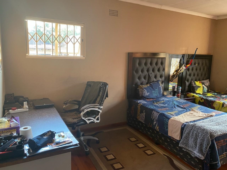 3 Bedroom Property for Sale in Vanderbijlpark CE 6 Gauteng