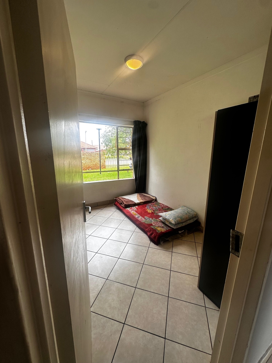 3 Bedroom Property for Sale in Dawn Park Gauteng