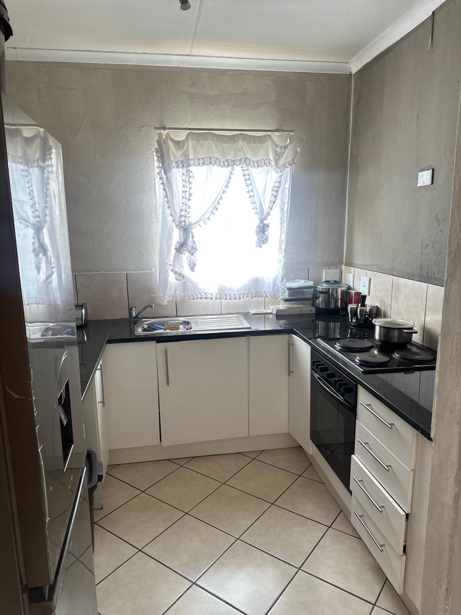 3 Bedroom Property for Sale in Dawn Park Gauteng