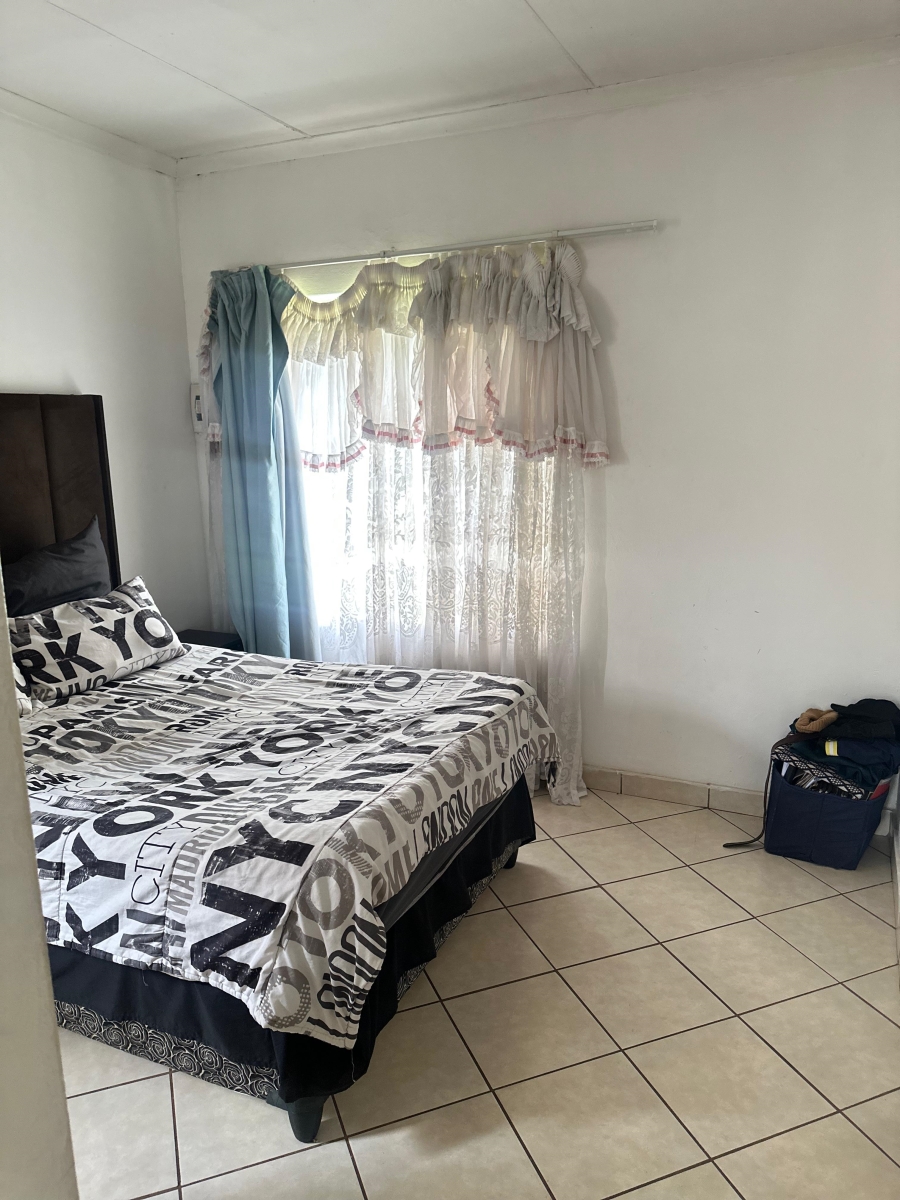 3 Bedroom Property for Sale in Dawn Park Gauteng