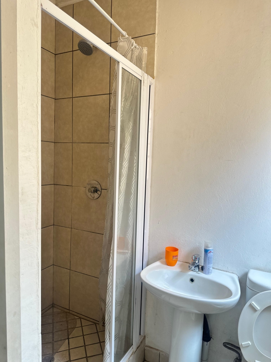 3 Bedroom Property for Sale in Dawn Park Gauteng