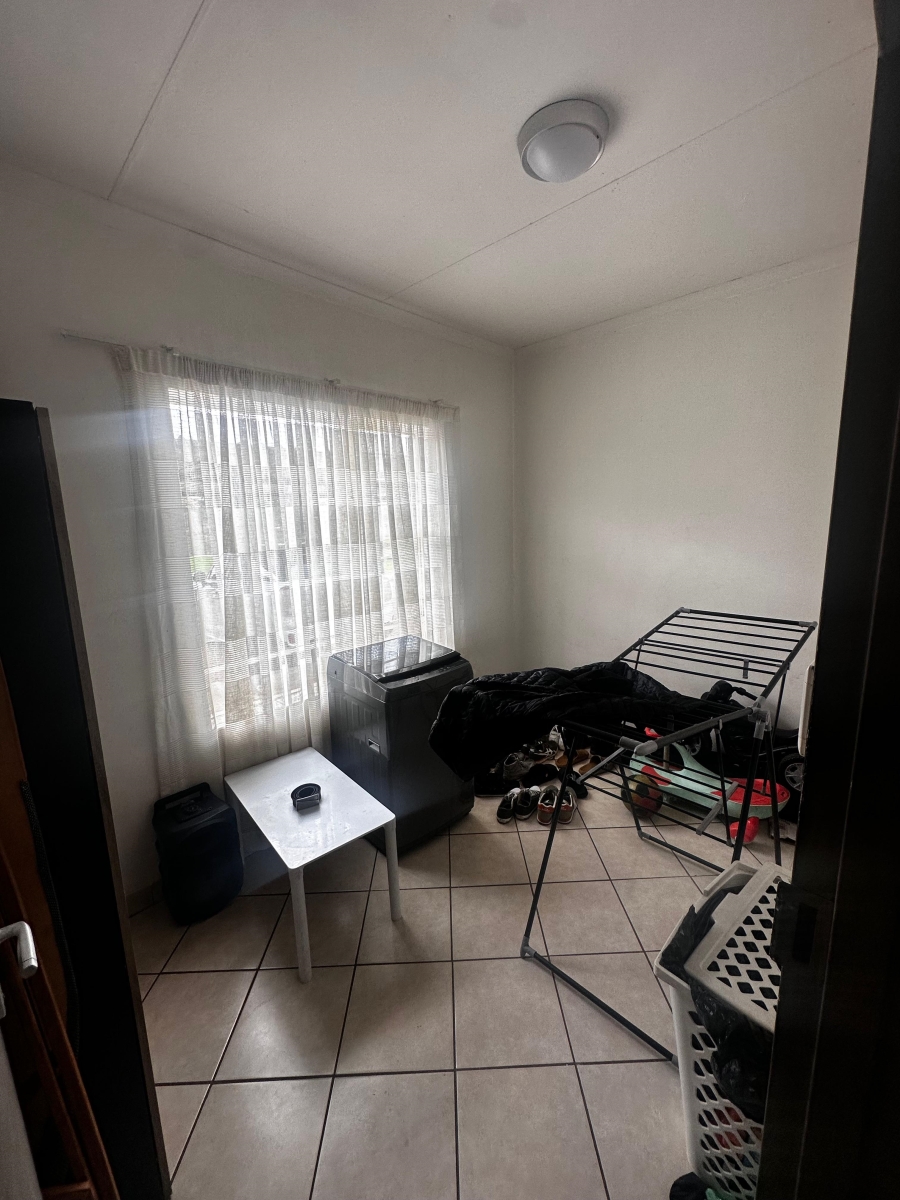 3 Bedroom Property for Sale in Dawn Park Gauteng