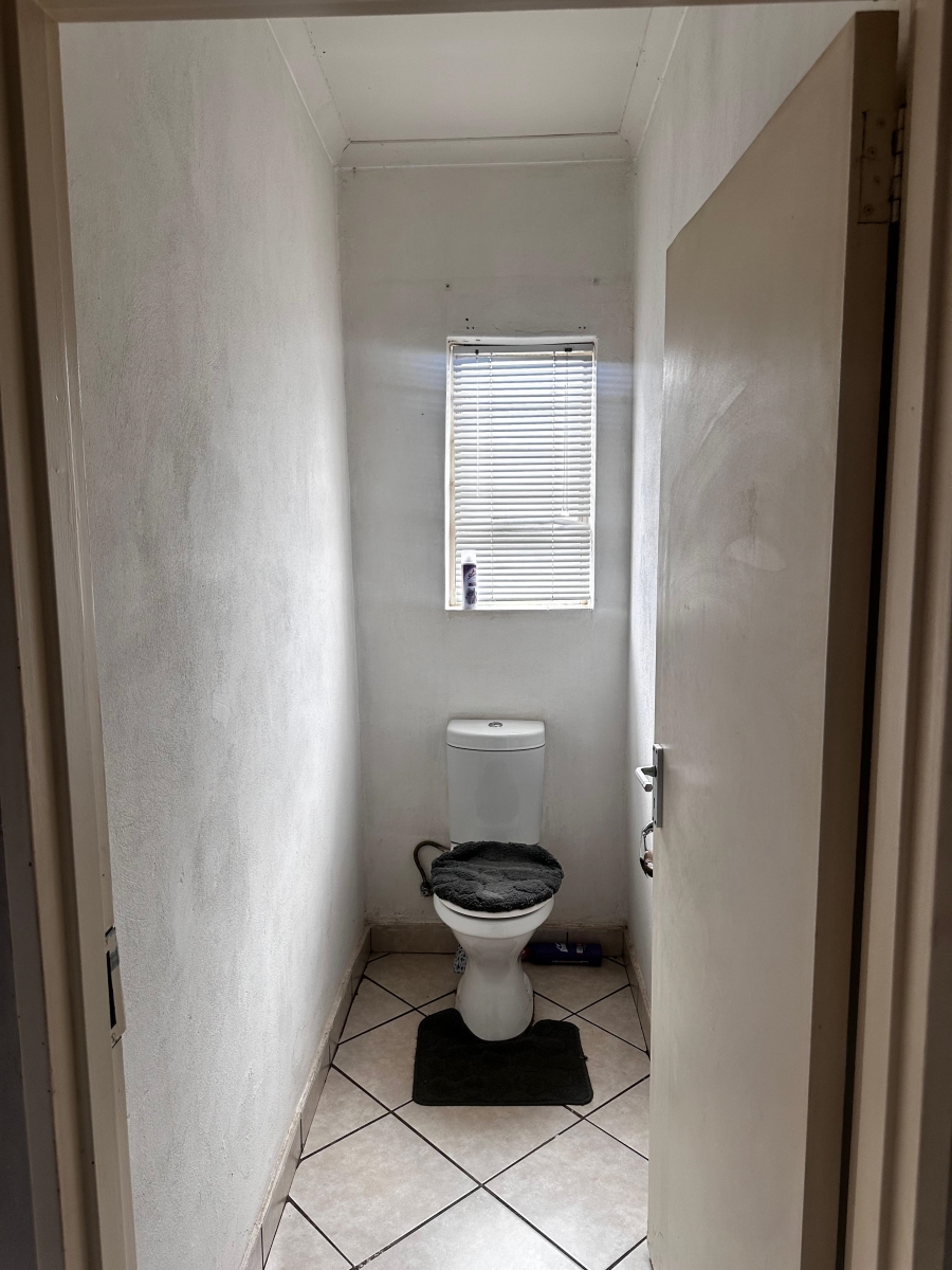 3 Bedroom Property for Sale in Dawn Park Gauteng