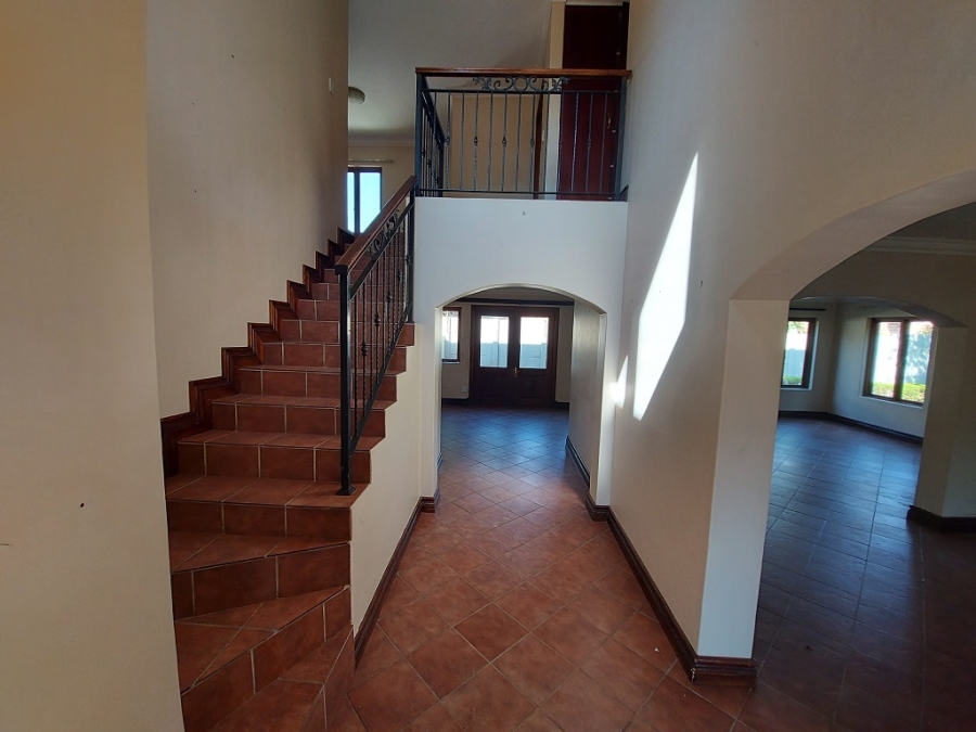 To Let 3 Bedroom Property for Rent in Equestria Gauteng