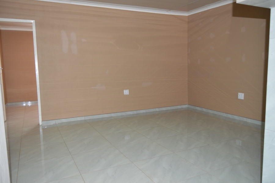 To Let 1 Bedroom Property for Rent in Horison Gauteng