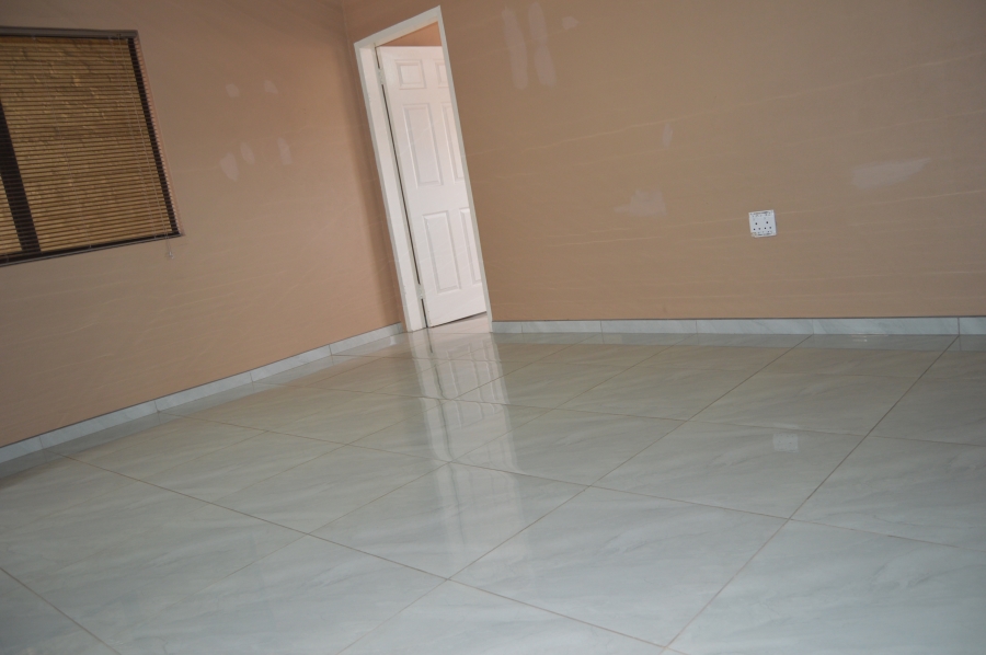 To Let 1 Bedroom Property for Rent in Horison Gauteng