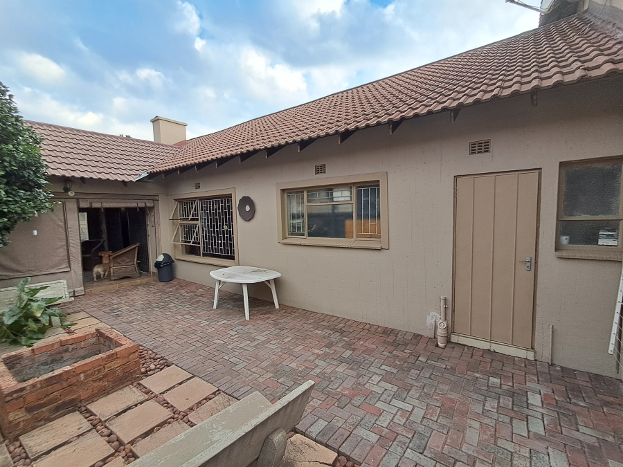 To Let 3 Bedroom Property for Rent in Vanderbijlpark SE Gauteng