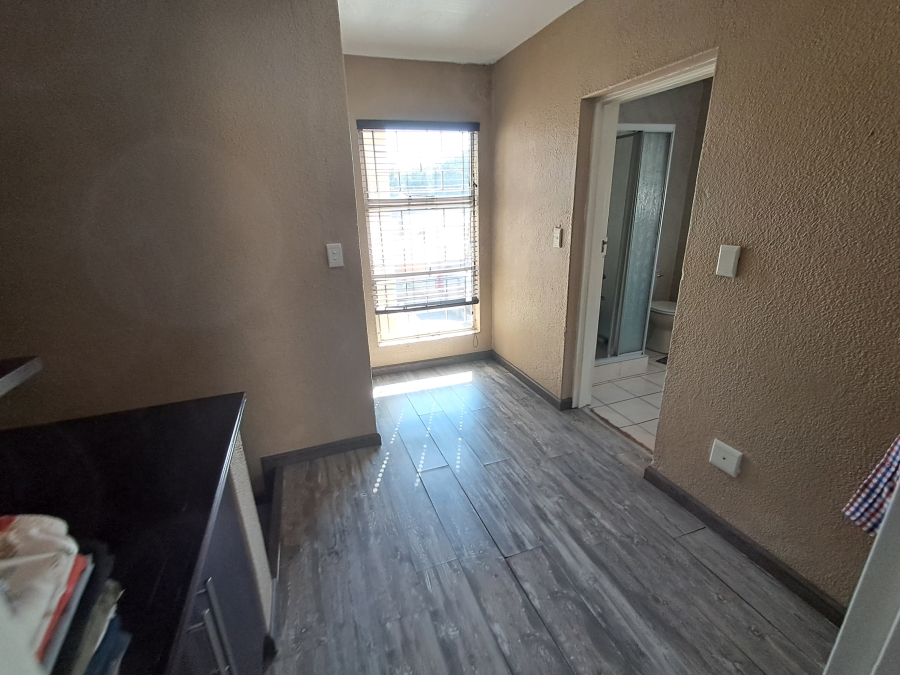 To Let 3 Bedroom Property for Rent in Vanderbijlpark SW 5 Gauteng