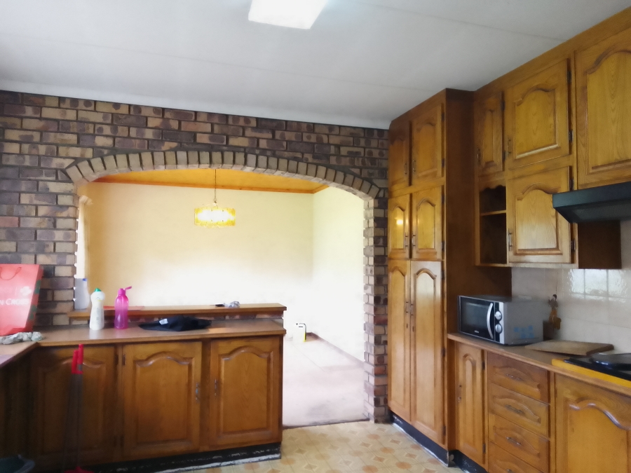 To Let 3 Bedroom Property for Rent in Glen Austin Gauteng