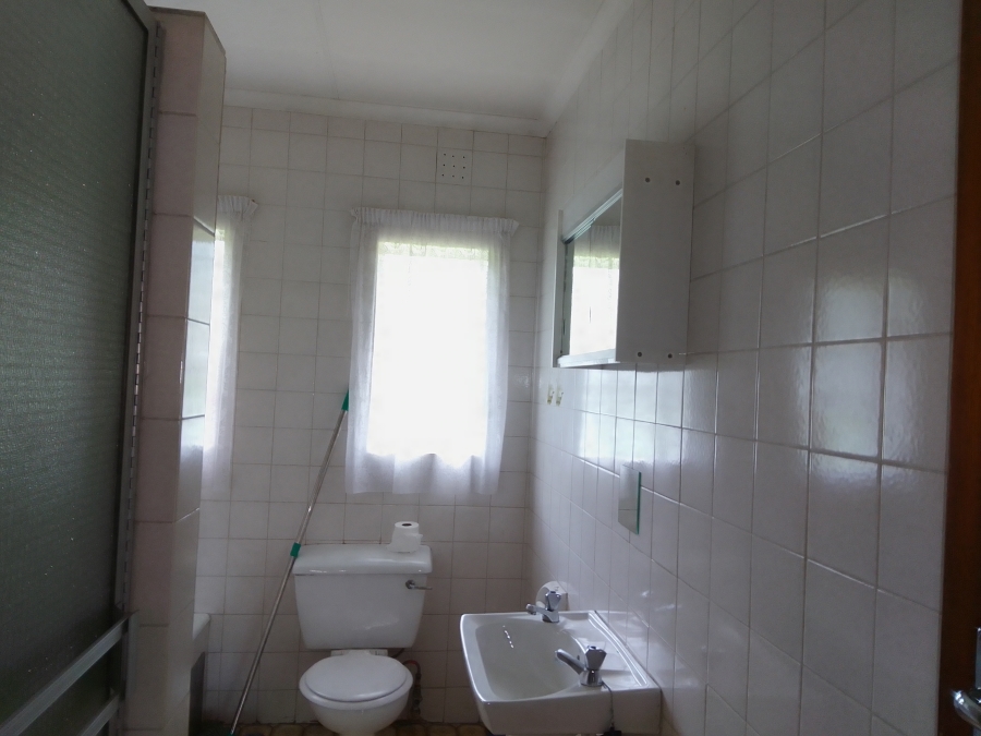 To Let 3 Bedroom Property for Rent in Glen Austin Gauteng