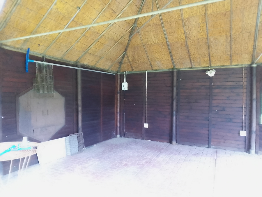 To Let 3 Bedroom Property for Rent in Glen Austin Gauteng