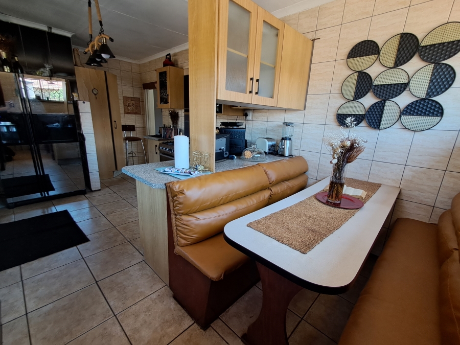 To Let 3 Bedroom Property for Rent in Vanderbijlpark CW 1 Gauteng