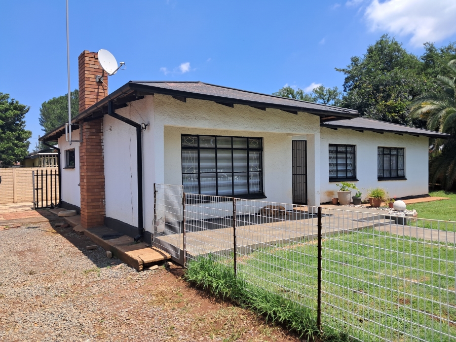 To Let 3 Bedroom Property for Rent in Vanderbijlpark CW 1 Gauteng