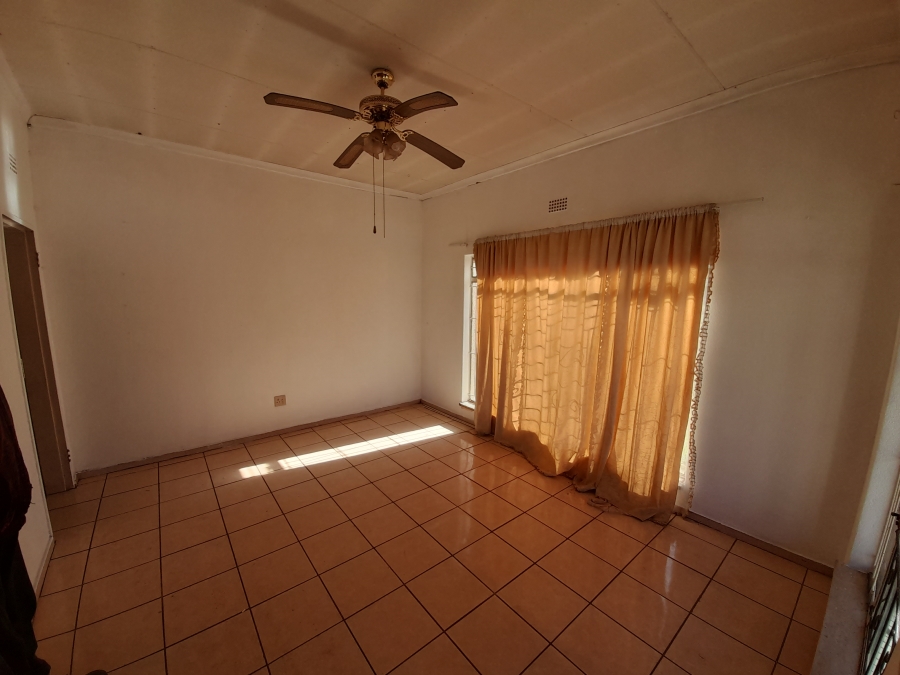 To Let 3 Bedroom Property for Rent in Mullerstuine Gauteng