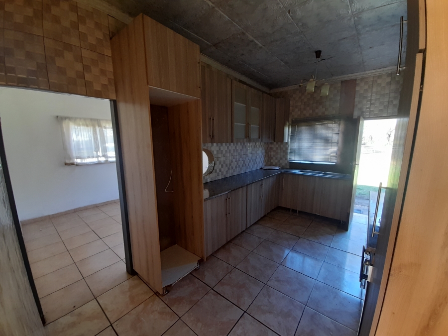 To Let 3 Bedroom Property for Rent in Mullerstuine Gauteng