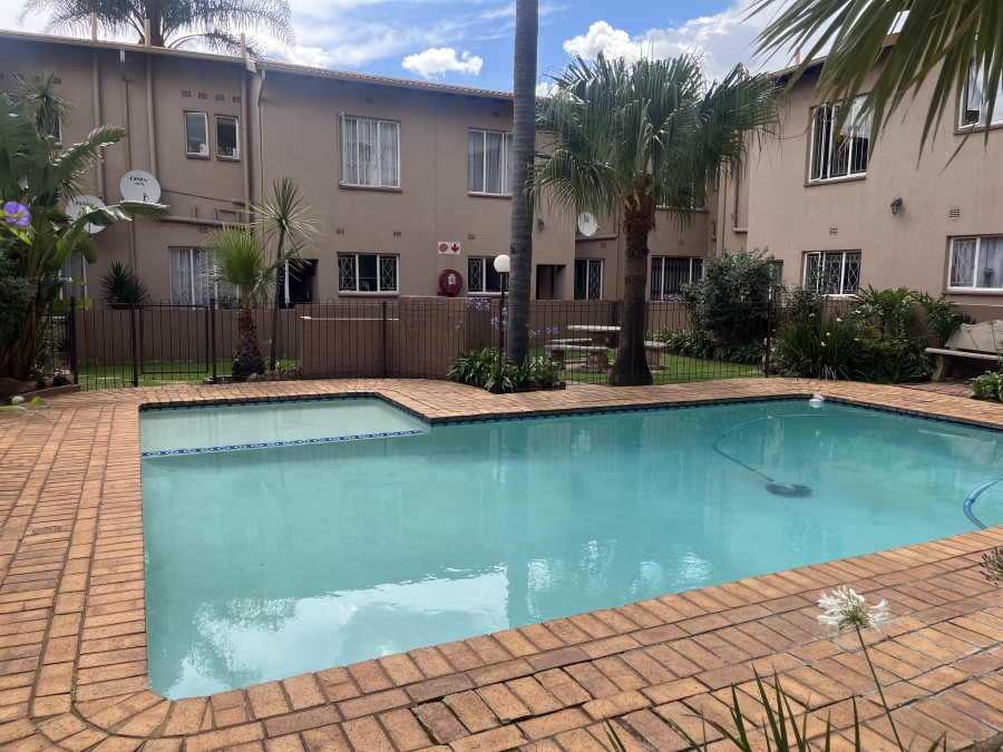 3 Bedroom Property for Sale in Verwoerdpark Gauteng