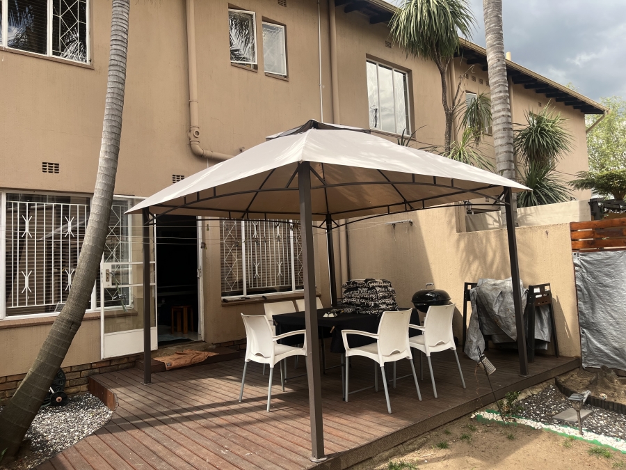 3 Bedroom Property for Sale in Verwoerdpark Gauteng