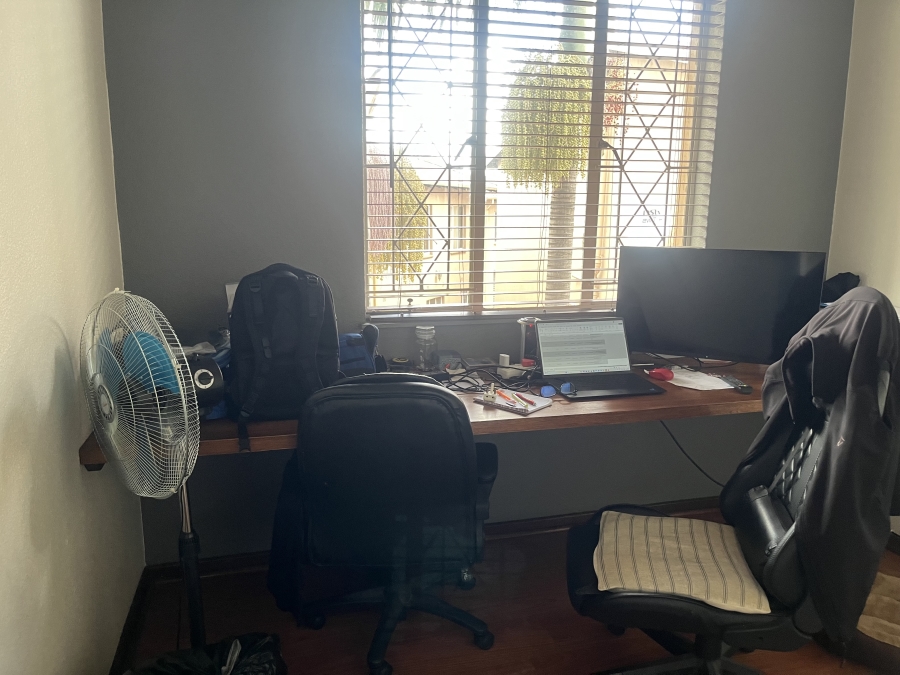 3 Bedroom Property for Sale in Verwoerdpark Gauteng