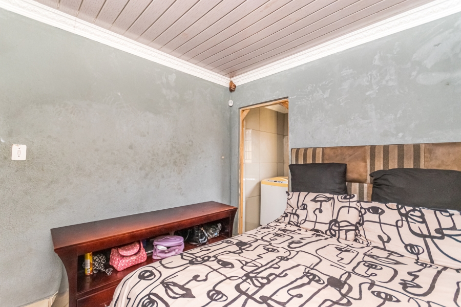 3 Bedroom Property for Sale in Dobsonville Gardens Gauteng