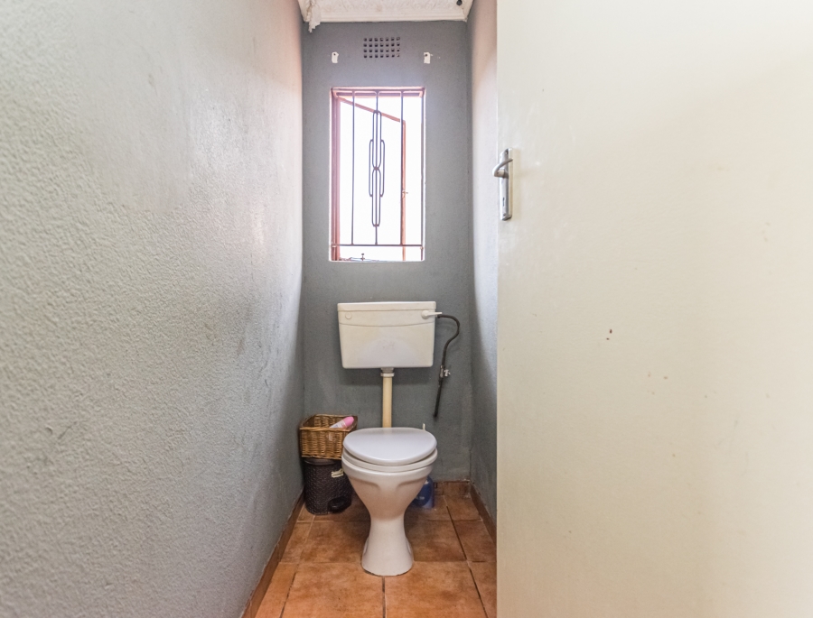 3 Bedroom Property for Sale in Dobsonville Gardens Gauteng