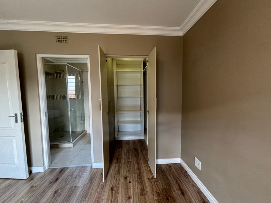 2 Bedroom Property for Sale in Kyalami Hills Gauteng