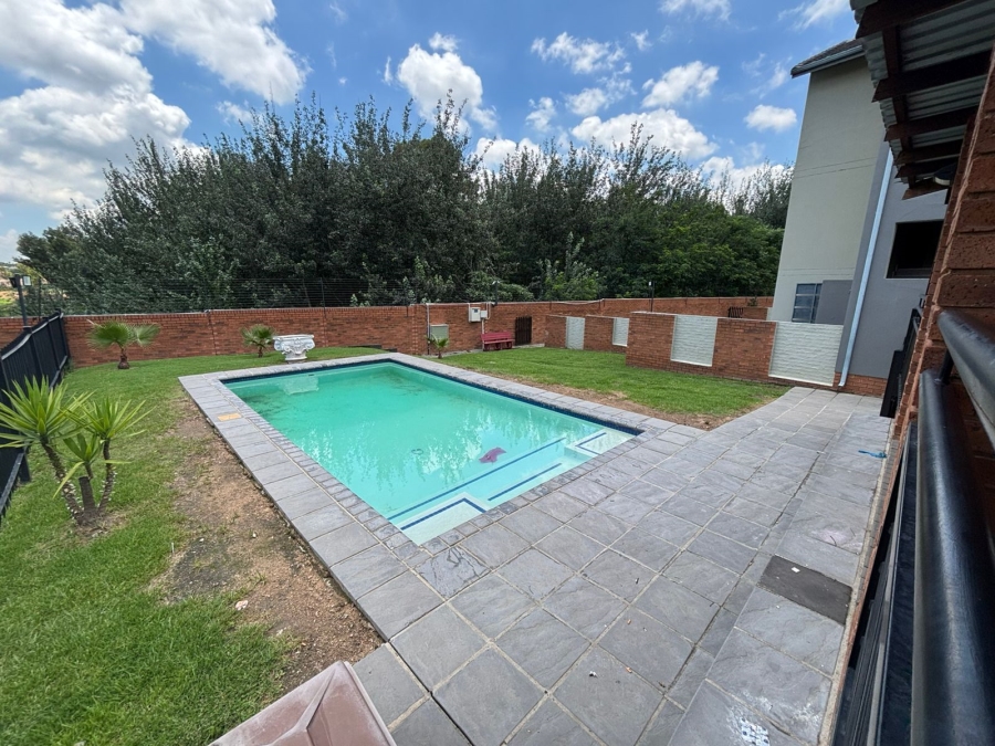 2 Bedroom Property for Sale in Kyalami Hills Gauteng