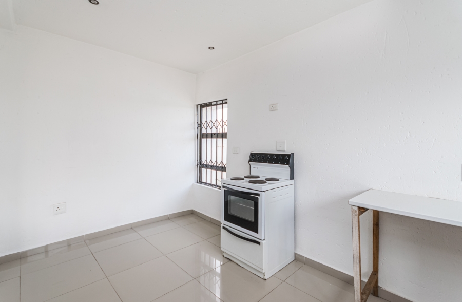 4 Bedroom Property for Sale in Naledi Gauteng