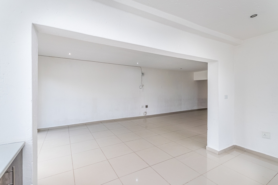 4 Bedroom Property for Sale in Naledi Gauteng