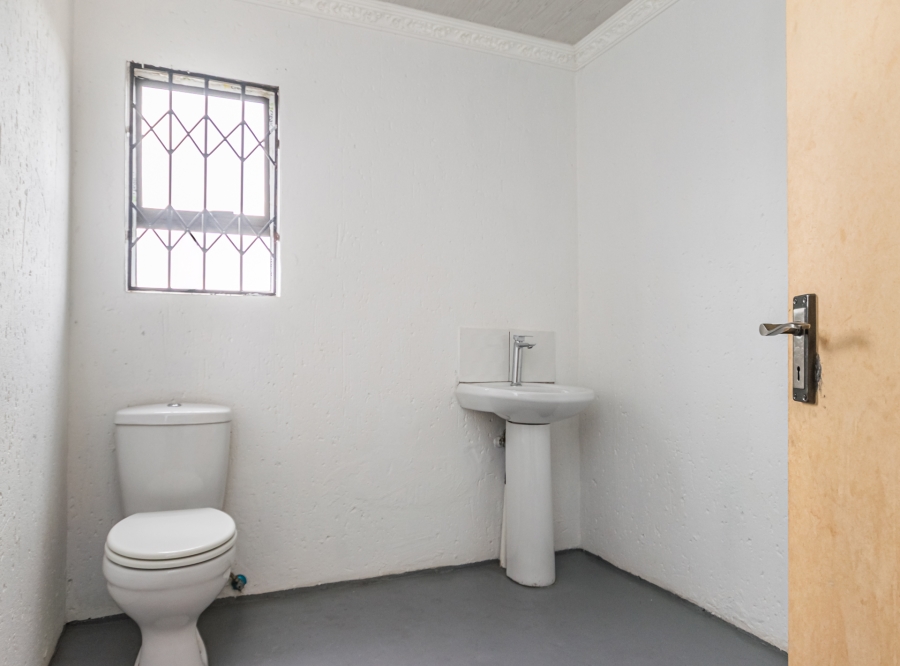 4 Bedroom Property for Sale in Naledi Gauteng