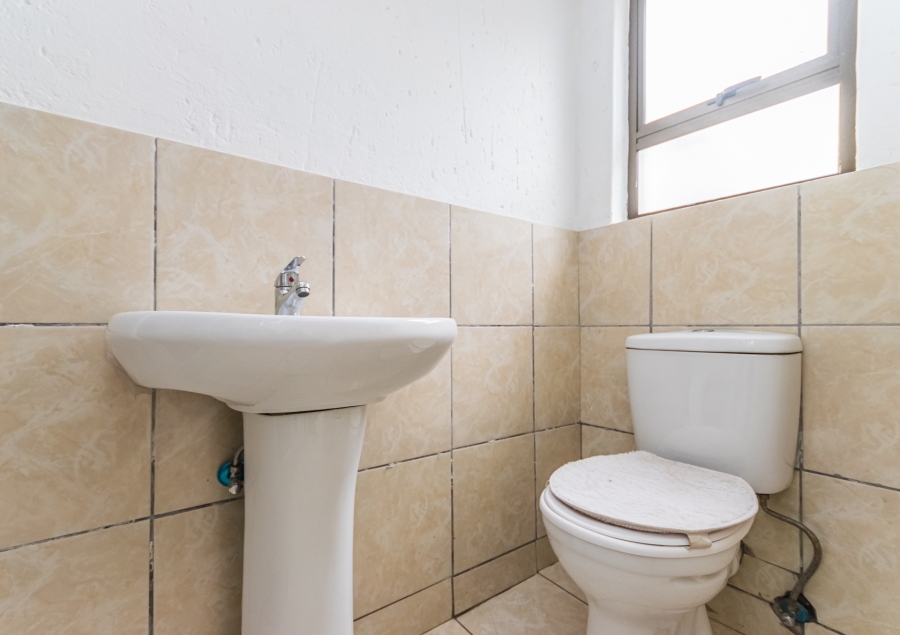 4 Bedroom Property for Sale in Naledi Gauteng