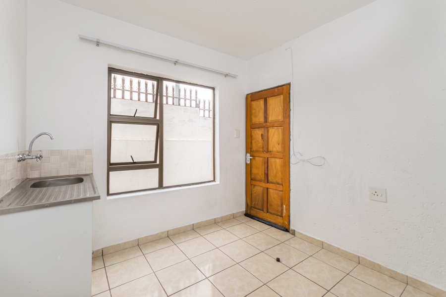 4 Bedroom Property for Sale in Naledi Gauteng