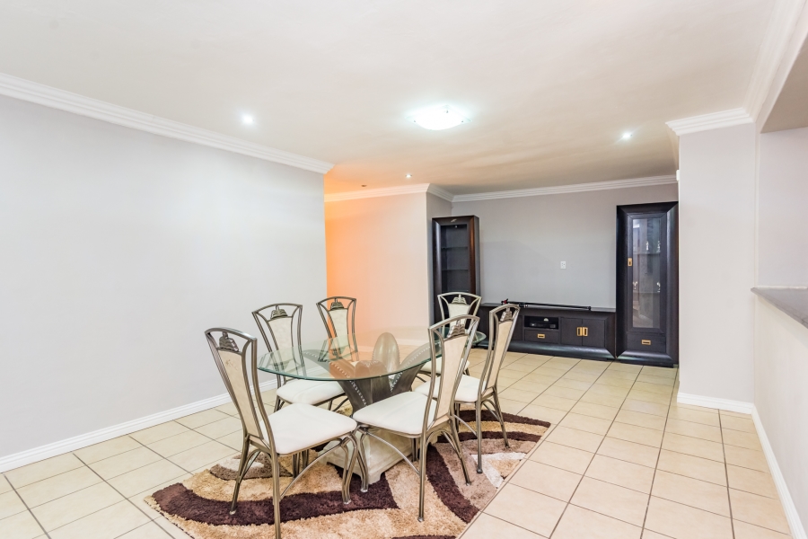 6 Bedroom Property for Sale in Noordheuwel Gauteng