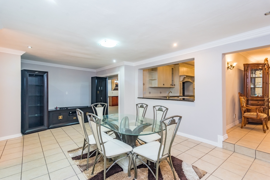 6 Bedroom Property for Sale in Noordheuwel Gauteng