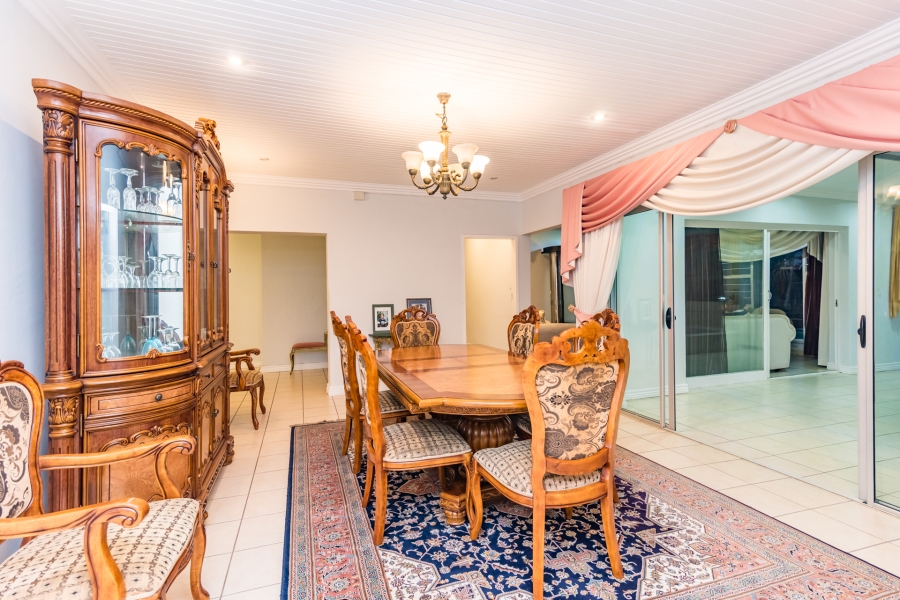 6 Bedroom Property for Sale in Noordheuwel Gauteng