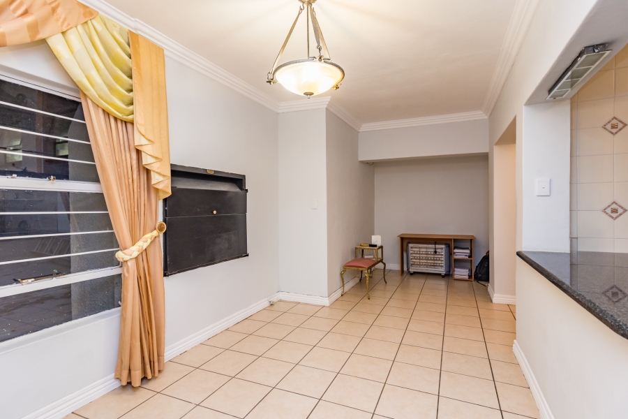 6 Bedroom Property for Sale in Noordheuwel Gauteng