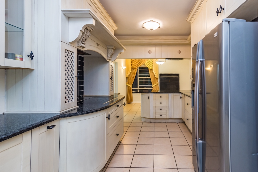 6 Bedroom Property for Sale in Noordheuwel Gauteng