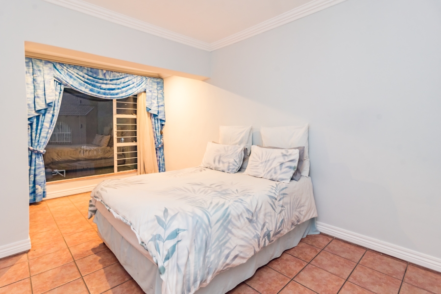 6 Bedroom Property for Sale in Noordheuwel Gauteng