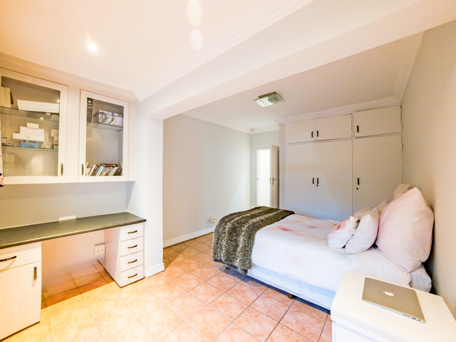 6 Bedroom Property for Sale in Noordheuwel Gauteng