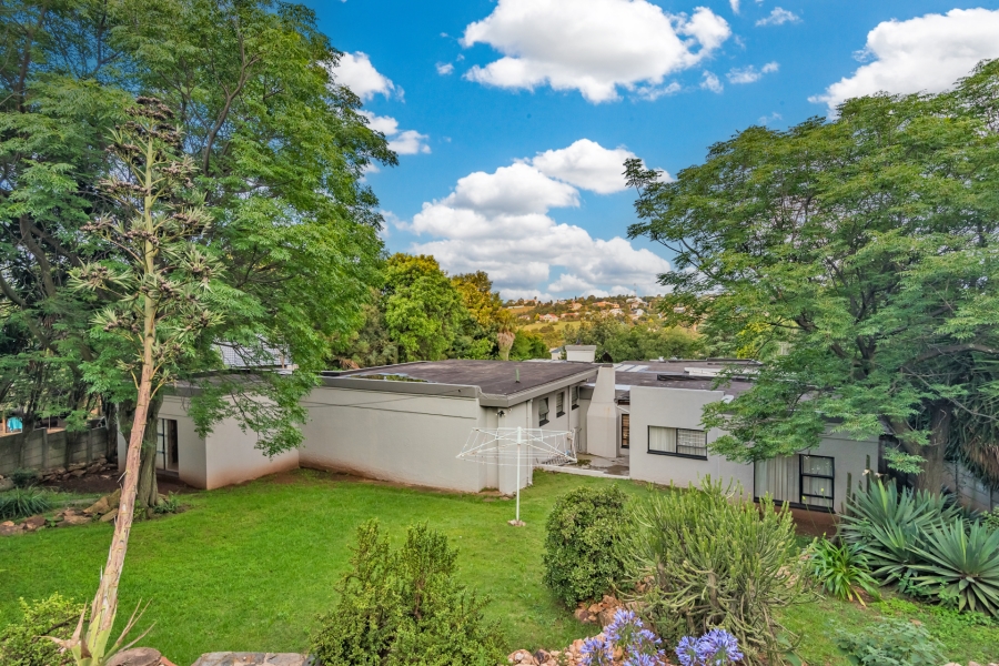 6 Bedroom Property for Sale in Noordheuwel Gauteng