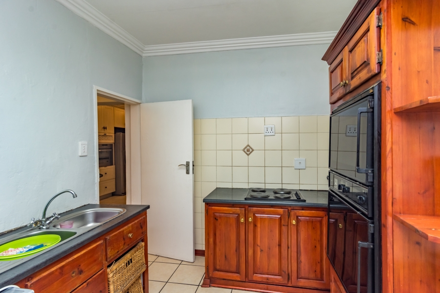 6 Bedroom Property for Sale in Noordheuwel Gauteng