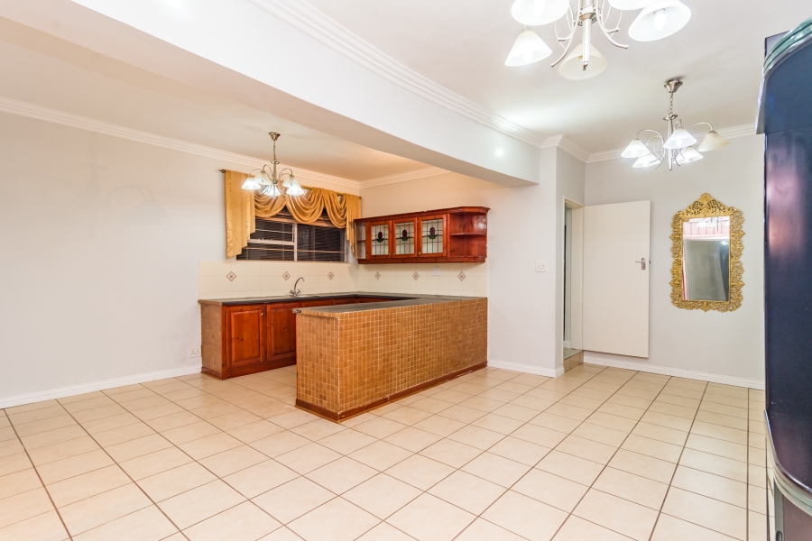 6 Bedroom Property for Sale in Noordheuwel Gauteng