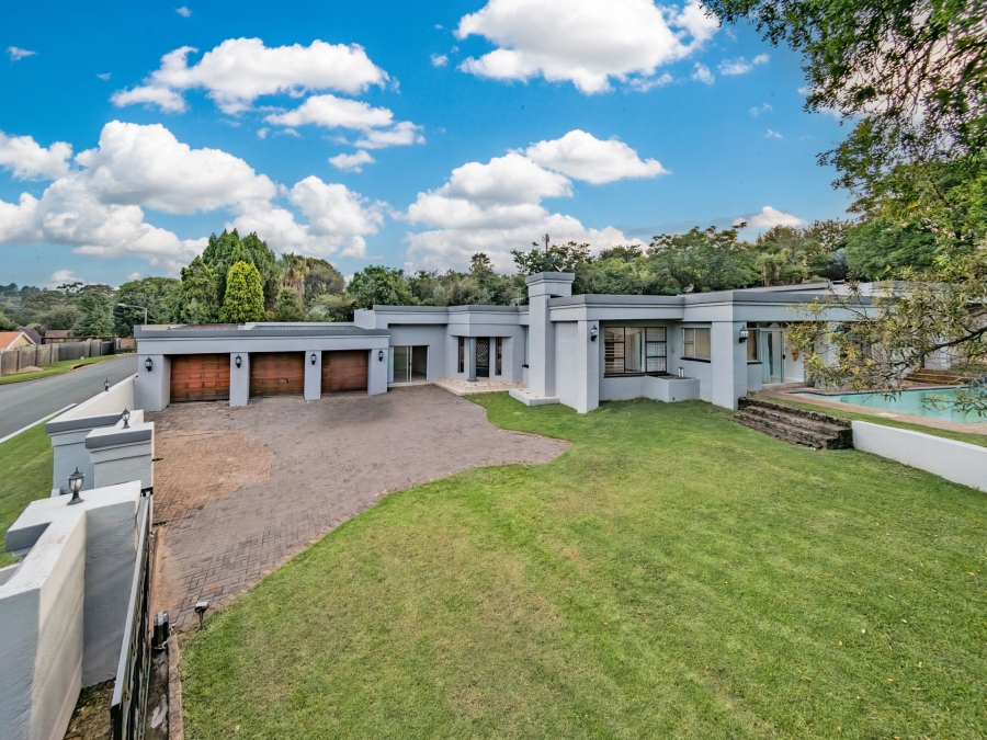 6 Bedroom Property for Sale in Noordheuwel Gauteng