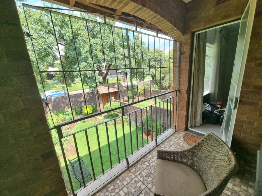 To Let 3 Bedroom Property for Rent in Bedford Gardens Gauteng