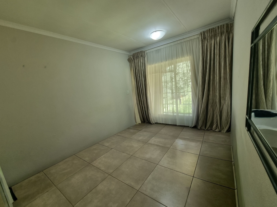 To Let 3 Bedroom Property for Rent in Bedford Gardens Gauteng